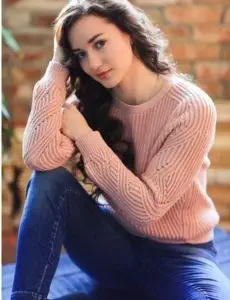 Elite escort service in Kumarkhand for home and hotel visits